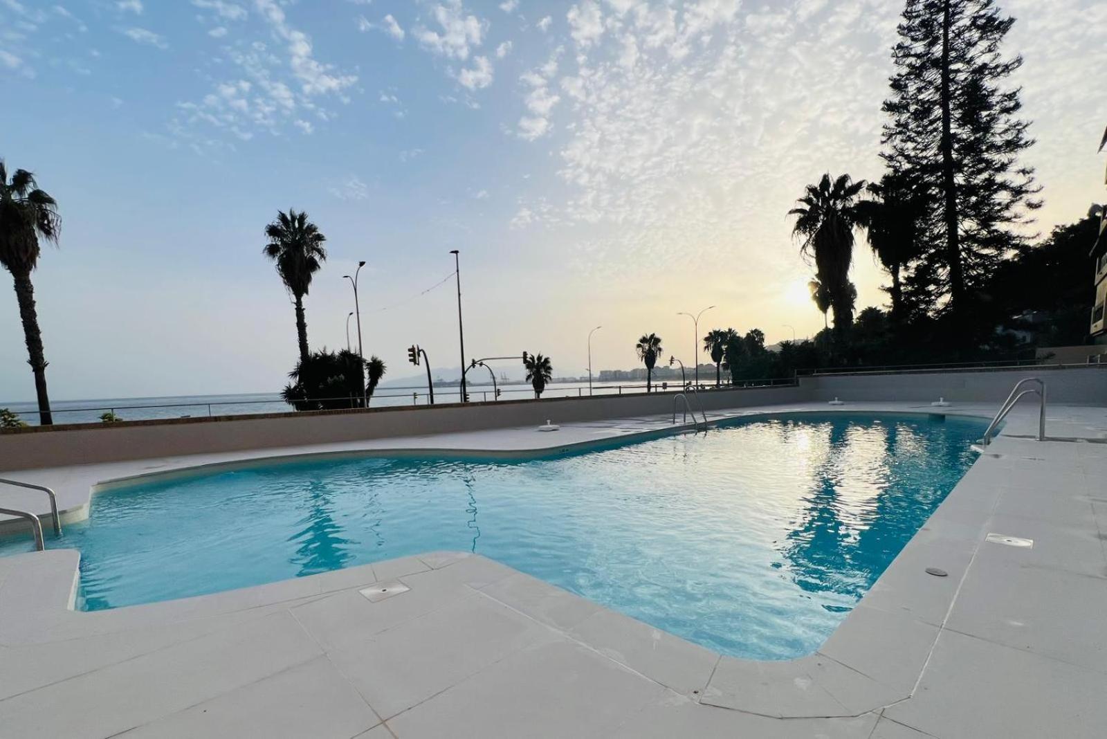 Sorolla 105, Luxury, Beach, Free Parking, All Services, Quite Neighborhood, So Малага Екстер'єр фото